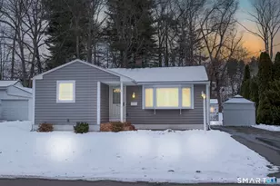 15 Robbin Rd, Enfield, CT 06082 - Photo 2