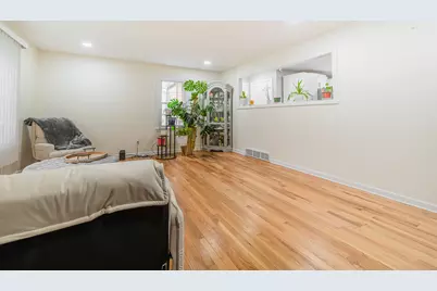 1172 Wintergreen Avenue, Hamden, CT 06514 - Photo 8