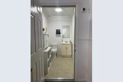 553 Center Street Extension, Bridgeport, CT 06604 - Photo 18