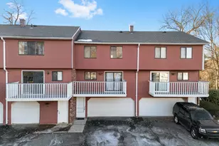 72 Churchill Dr, Newington, CT 06111 - Photo 2