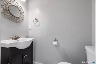 72 Churchill Dr, Newington, CT 06111 - Photo 14