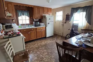 21 Russ Rd, Windham, CT 06226 - Photo 6