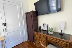 68 Adelaide Ave, Waterbury, CT 06708 - Photo 4