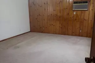 212 Dayton Rd, Bridgeport, CT 06606 - Photo 4