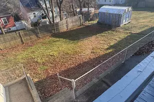 212 Dayton Rd, Bridgeport, CT 06606 - Photo 14