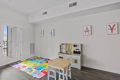 71 Connecticut Avenue #206, Norwalk, CT 06850 - Photo 4