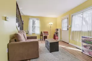 62 Hahn Rd, Guilford, CT 06437 - Photo 4