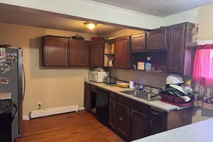 19 Clover Ct, New London, CT 06320 - Photo 2