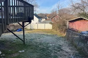 19 Clover Ct, New London, CT 06320 - Photo 8