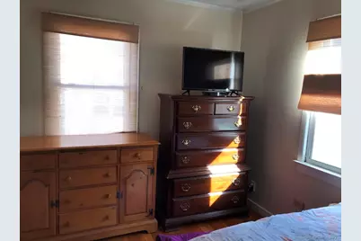 186 Chestnut Hill Avenue, Waterbury, CT 06704 - Photo 12