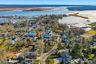 35 Prospect St, Essex, CT 06426 - Photo 2