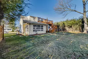 40 Leaf Ave, Waterbury, CT 06705 - Photo 2