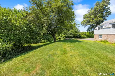 51 Round Hill Road, Berlin, CT 06037 - Photo 16