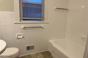 253 N Main St, Naugatuck, CT 06770 - Photo 10