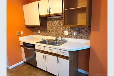 924 Quinnipiac Avenue #APT 7, New Haven, CT 06513 - Photo 12