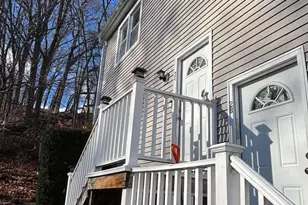 6 Irving Pl, Danbury, CT 06810 - Photo 4