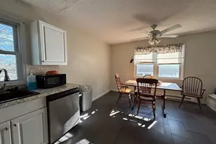 6 Irving Pl, Danbury, CT 06810 - Photo 24