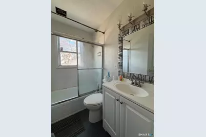 6 Irving Place, Danbury, CT 06810 - Photo 22