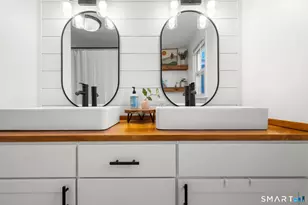 97 Racebrook Rd, Meriden, CT 06451 - Photo 10