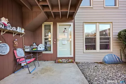 701 Beacon Valley Road #APT 25, Naugatuck, CT 06770 - Photo 2