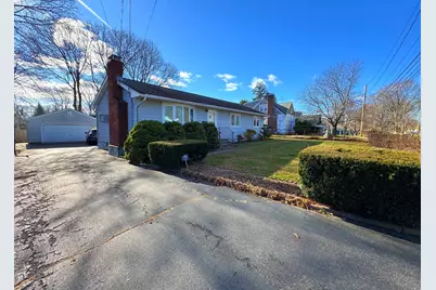 121 Richfield Road, Bridgeport, CT 06606 - Photo 2