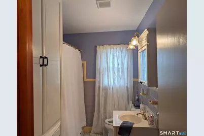 90 Hunthill Road, Waterbury, CT 06705 - Photo 10