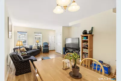 17 Dolsen Place, Stamford, CT 06901 - Photo 4