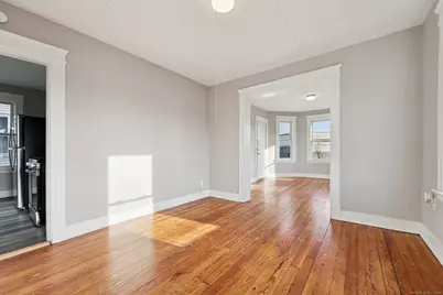 31 Sheffield Street, Waterbury, CT 06704 - Photo 10