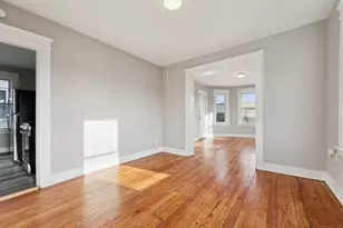 31 Sheffield St, Waterbury, CT 06704 - Photo 10