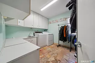 20 Norman Rd, Stamford, CT 06906 - Photo 12