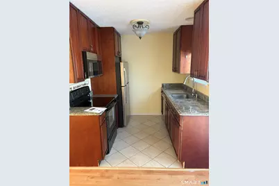 151 Shelter Rock Road #68, Danbury, CT 06810 - Photo 4