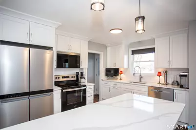 18 Richards Grove Road, Waterford, CT 06375 - Photo 6
