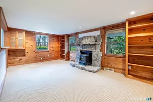 1 Long Wall Rd, Redding, CT 06896 - Photo 4