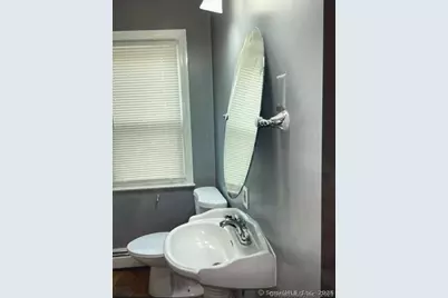 555 Frost Road, Waterbury, CT 06705 - Photo 10