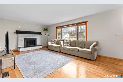 91 Benz Street, Ansonia, CT 06401 - Photo 10