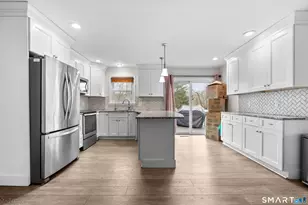 91 Benz St, Ansonia, CT 06401 - Photo 4