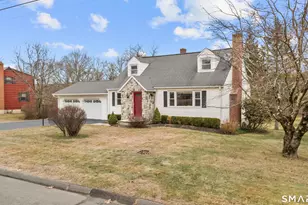 91 Benz St, Ansonia, CT 06401 - Photo 2