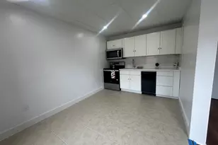 156 Garfield Ave, New London, CT 06320 - Photo 1