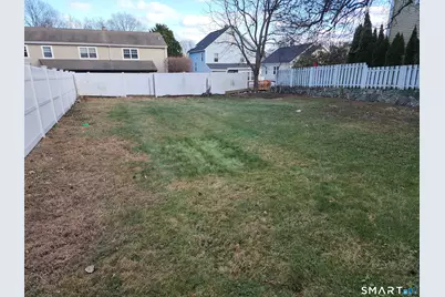 16 Dean Street, Stamford, CT 06902 - Photo 6