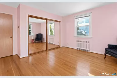 27 Glendale Circle, Stamford, CT 06906 - Photo 16