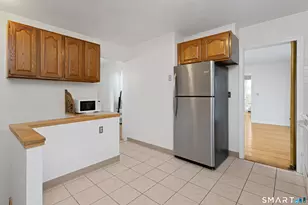 27 Glendale Cir, Stamford, CT 06906 - Photo 14