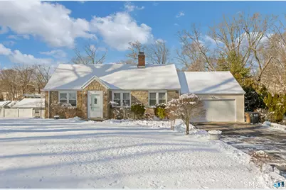 27 Glendale Circle, Stamford, CT 06906 - Photo 1