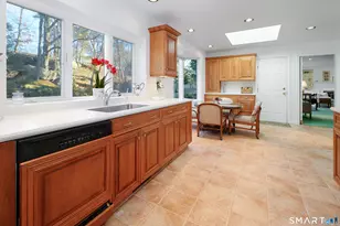 5 Over Rock Ln, Westport, CT 06880 - Photo 12