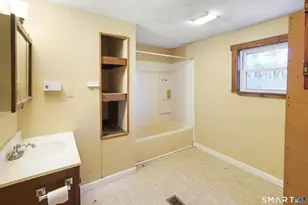 385 Putnam Pike, Killingly, CT 06241 - Photo 28