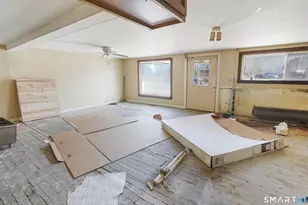 385 Putnam Pike, Killingly, CT 06241 - Photo 10