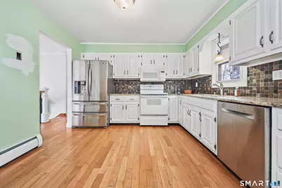 41 Quinn Street, Naugatuck, CT 06770 - Photo 8