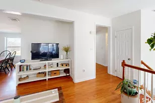 9 Adanti Ave, Ansonia, CT 06401 - Photo 6