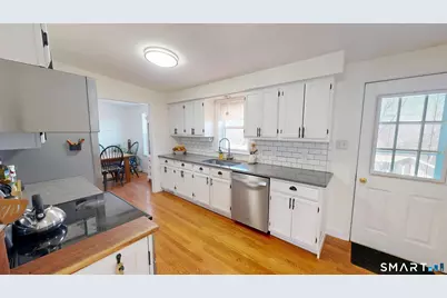 9 Adanti Avenue, Ansonia, CT 06401 - Photo 14