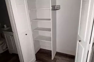 50 Greenhouse Rd, Bridgeport, CT 06606 - Photo 18