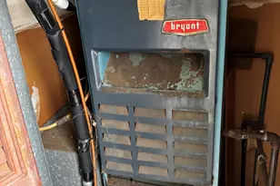 50 Greenhouse Rd, Bridgeport, CT 06606 - Photo 32